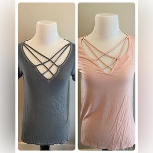 Women’s American Eagle Outfitters Lot Of 2 Soft & Sexy Shirts Small Pink Gray